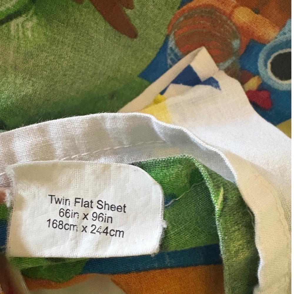 Disney Pixar Toy Story Twin Flat Sheet – Woody, Buzz & Friends  Clean and Bright - Picture 4 of 4